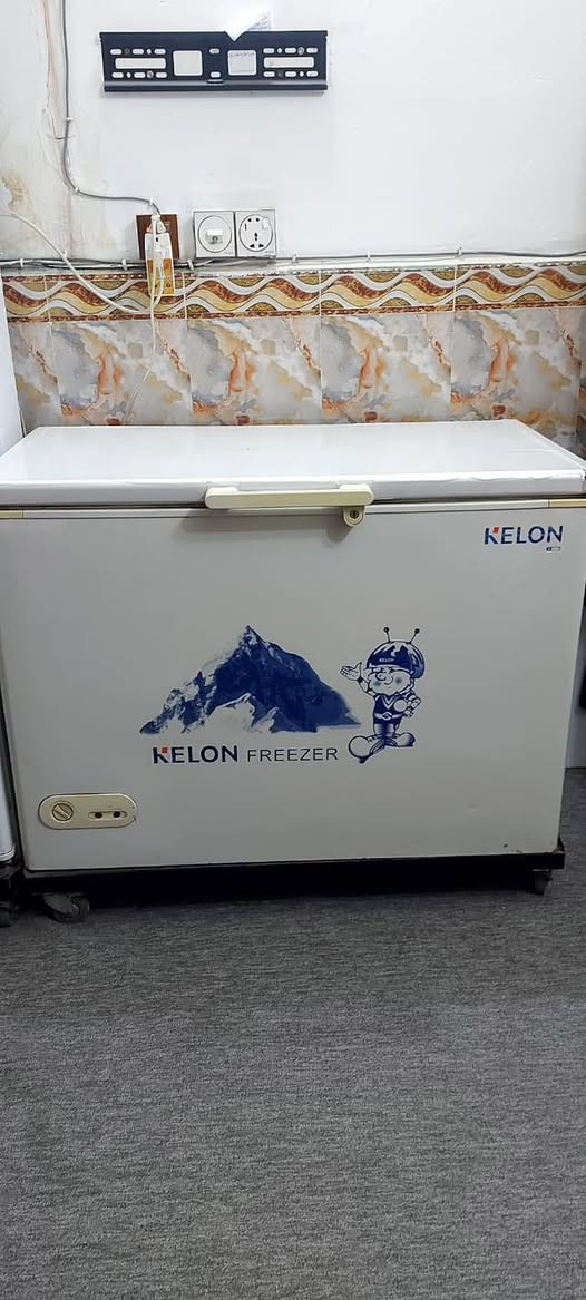 اغراض للبيع


**إذا كنت صاحب هذا الإعلان وتريد حذفه لأي سبب، رجاءا أرسل رسالة إلى الدعم الفني**