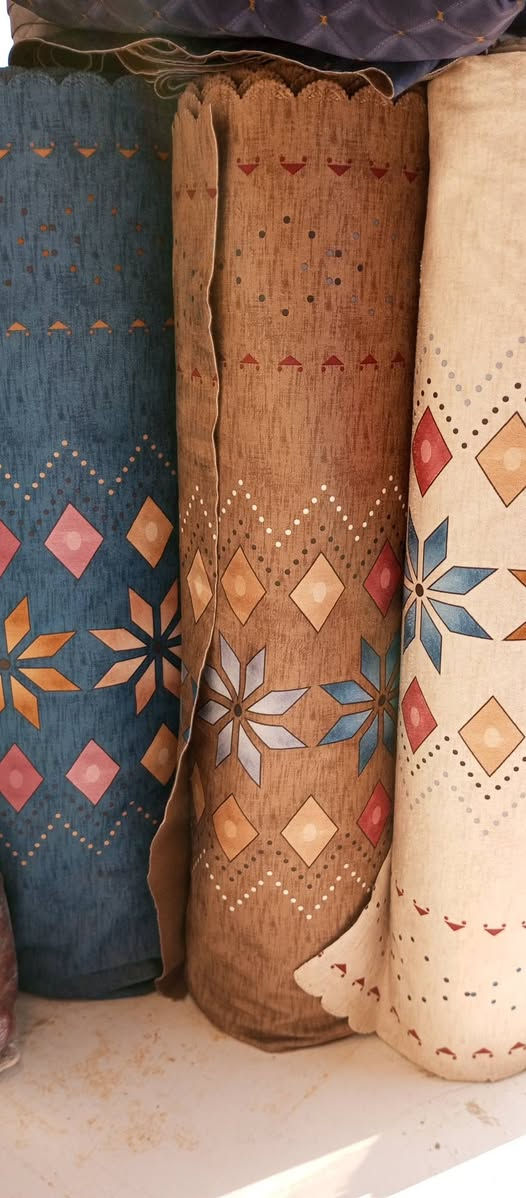 مفرش تخم بالفين 
10 مقاعد =7ونص متر ب15 الف 
متوفر توصيل لكافه المناطق 
*********** ادهم
