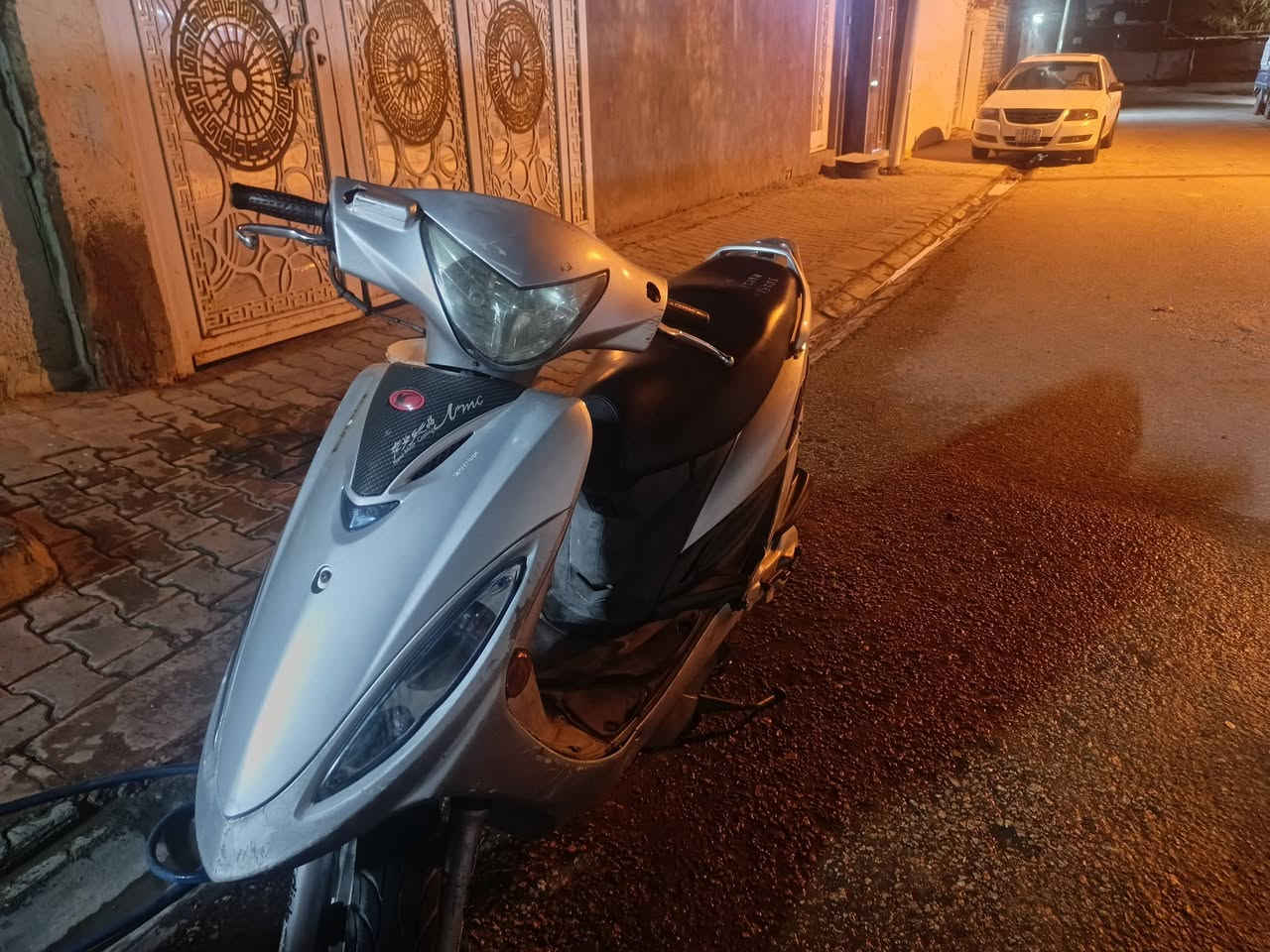 كامكو جي 4حاوية بلادي  ولا برغي مفتوح بيهه السعر 750
الرقم ***********
