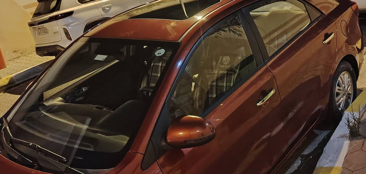 كيا بيجاس ٢٠٢١ ماشية ٤٠ الف مكفولة ولابرغي مفتوح ولاقطرة صبغ بيها ، فتحة تحكم ستيرن وباقي مواصفات البيجاس 
طخم تاير جديد ، طخم بلكات ، طخم دسكات فيتبم ، باتري جديد قبل كم يوم مبدلهم ، لوحات اربيل تريد وكالة تريد تحويل سنوية 
السعر شدة وخمسه ورقة ١٠٥ ورقة وبيها مجال 
للاتصال على الرقم ***********
