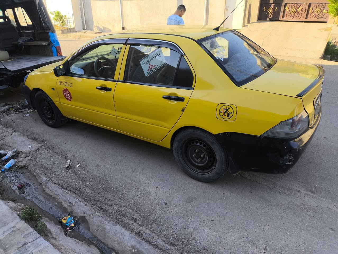 السلام عليكم من رخصه الادمن الانسر موديل 10 جملق صفحت سكن تبديل فقط بدون دواخل وهلات على كدهن صبغ بشرط مكينه بيها تنقيص تبريد شغال صدر جديد مامي خلفي رقمها بغداد دولي سعرها 63 / ***********
