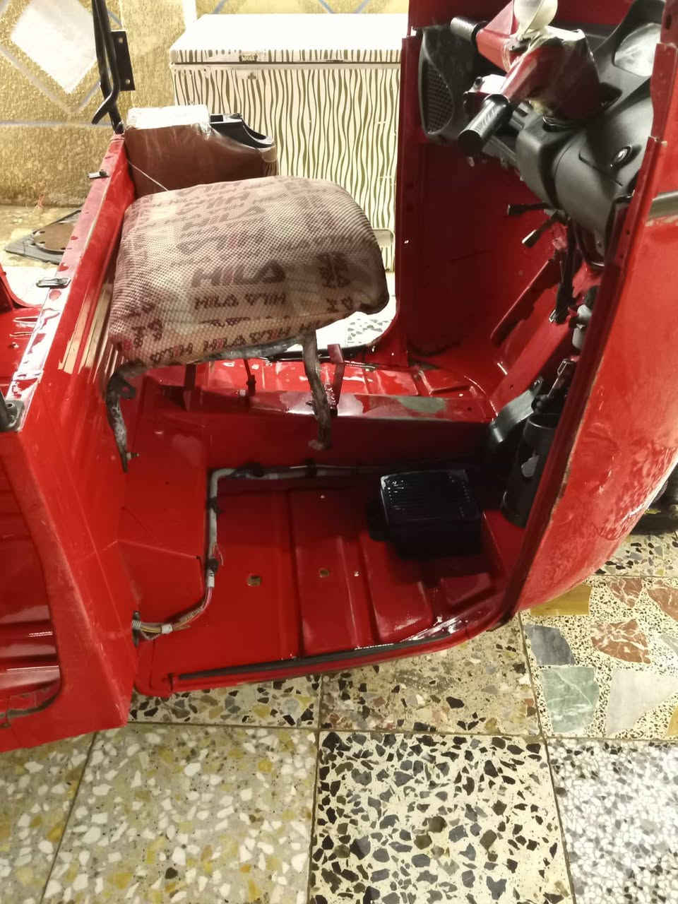 اسلام عليكم للبيع تكتك بياجو موديل 20
تكتك جاهزه عوزه ملاحضات بصيطه باتر قمجي كلج 
مكينه خير من الله مكان بغداد الرشاد 
سعر 1600بيهى مجال


**إذا كنت صاحب هذا الإعلان وتريد حذفه لأي سبب، رجاءا أرسل رسالة إلى الدعم الفني**