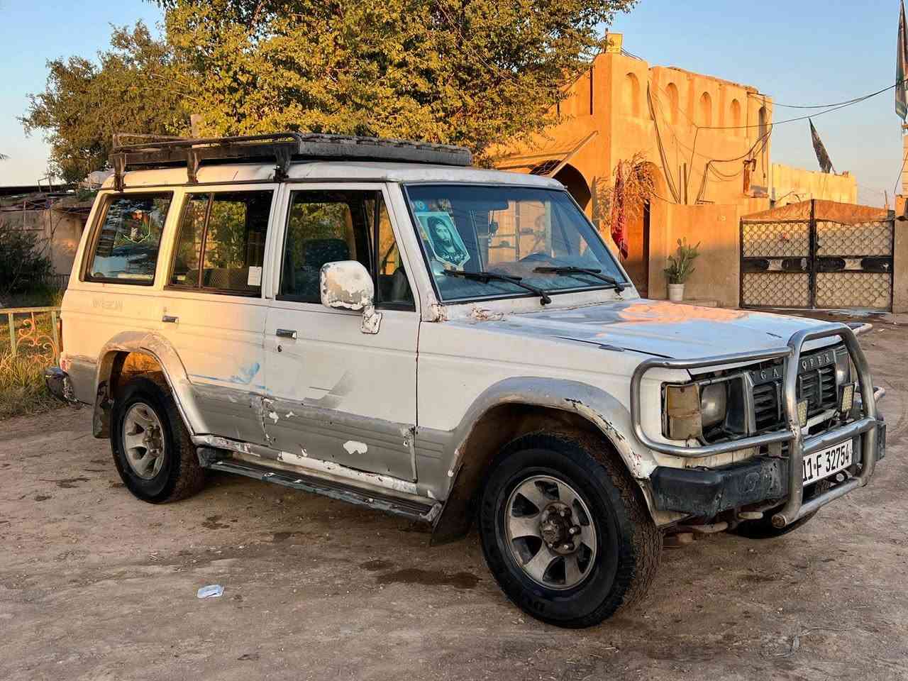 السلام عليكم كالوبر لبيع  مديل 1996 رقم بغداد بسمي مشروع وطني مدور ثاني يوم سعر 45بيه مجال رقم *********** المكان واسط الكوت
