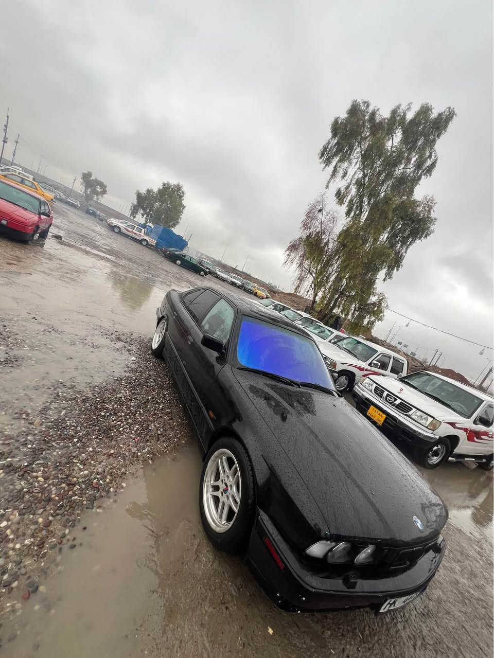 بيئم ئه وروپي بؤ فرؤشتن و گؤرينةوة به شتيك به دلم بيت 
مؤديل ١٩٩٥ فول فول مةكينة ٥٢٥ي  تؤماتيك ده حامي لؤ دةحامي بةشةرت بي ليدران  
مه نفيست ئيبراهيم خةليل سحری47 مةجاليكي برايانة 
شوين سؤران ***********
ڤايبةر و وه تس ئةپيشي لةسةرة أربيل, العراق
