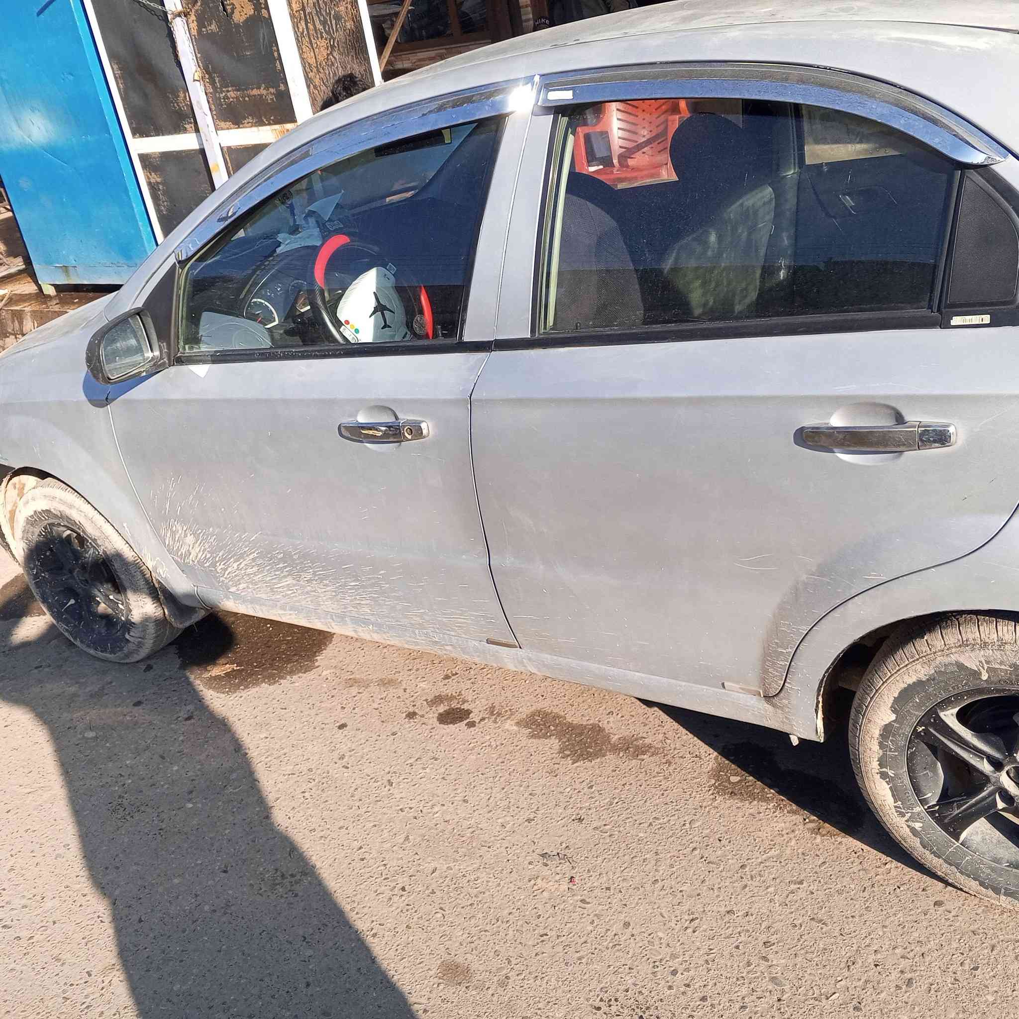 سلام عليكم مرخست ادمن المحترم افيو موديل 2008رقم سنويه جديده واني الشرعي اشرط التحويل ضررها بل السقف مال التحرير والباقي كدام العين السعر 52بيها مجال ***********
