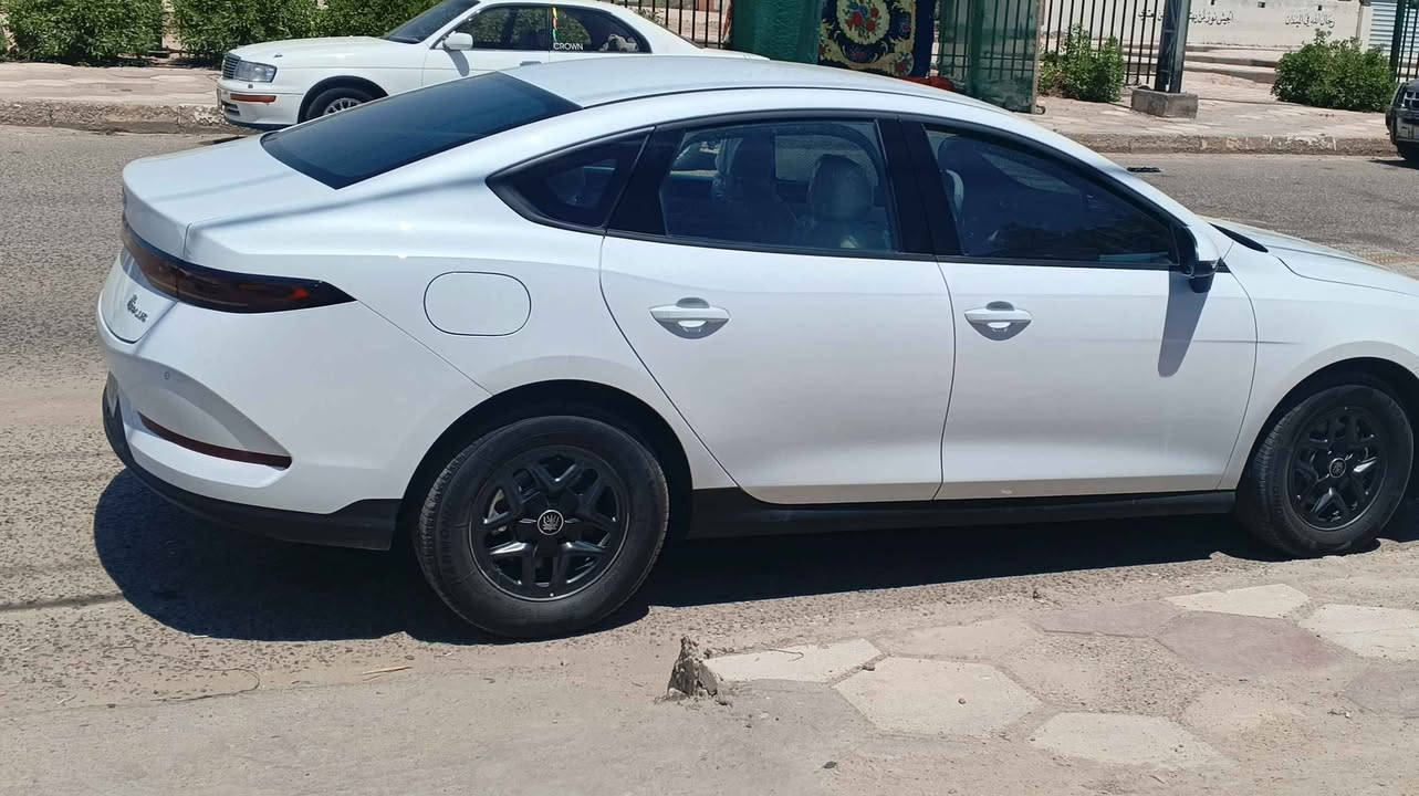 سلام عليكم بيع او مراوس حسب القناعه والاتفاق

BYD جن بلاص 2025

داخل ابيض
مكفولة من الدعاميه لدعاميه 
رقم بصرة تحويل مباشر
مفروشة الارضيه بالكامل + الصندوق
ماشية 12 الف الاجمالي قابل للزياده

السعر 126 وبيها مجال قليل كلش

للتفاصيل اكثر *********** اتصال او واتساب Singapore
