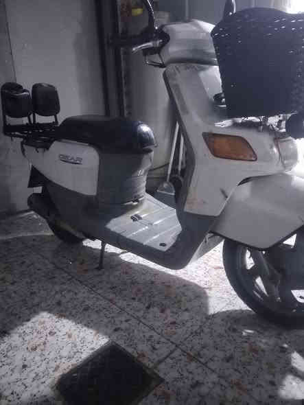 سلام عليكم للبيع ماطور زنبور مال بيت شرت سعره 250 بي مجال بسيط الي شراي يخابر ***********
