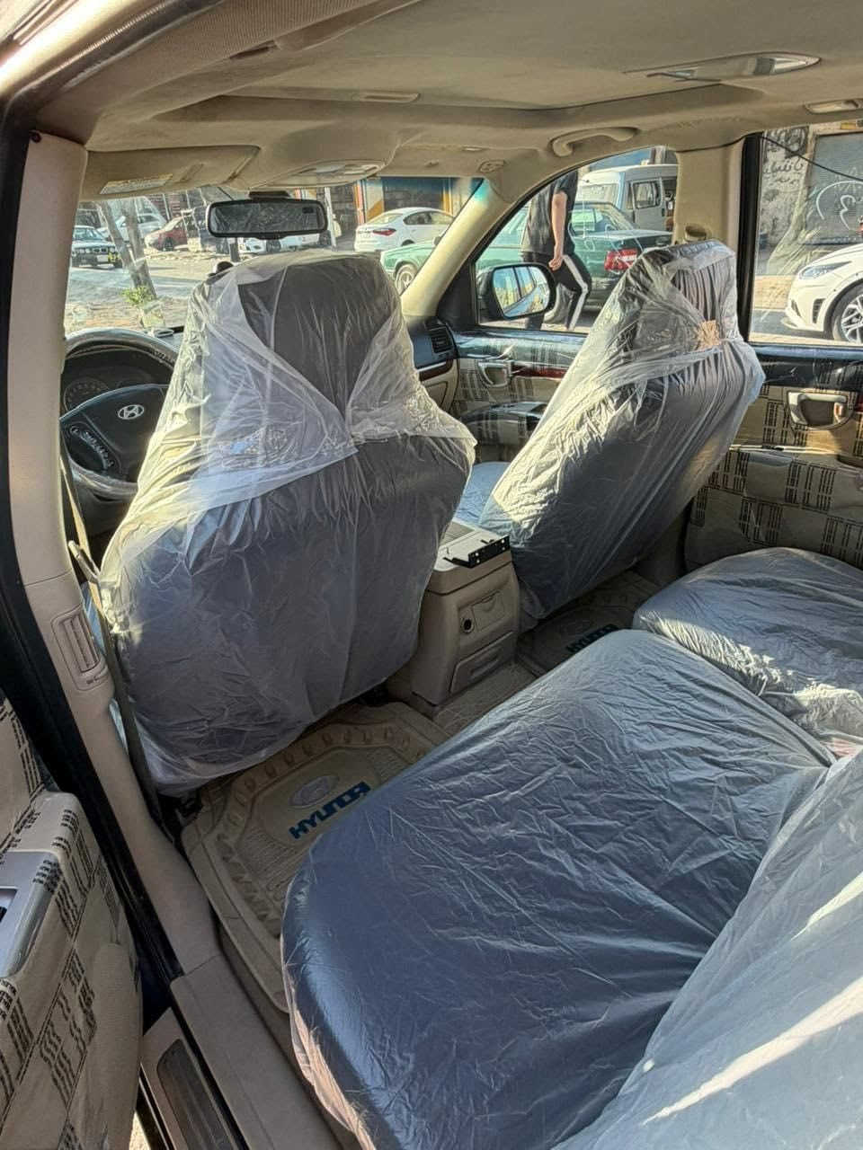 سنتافي 2008
وارد خليجي 
فول ماعده البصمه 
سياره جاهزه ماعايزه شي 
سعره 110 وبيه مجال بسيط 
***********
