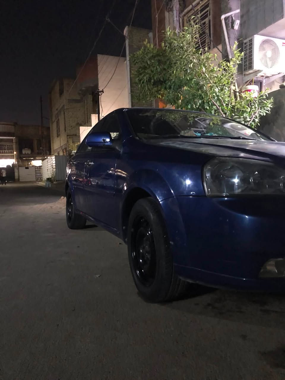 السلام عليكم 
اوبترا للبيع موديل 2009خليجي مبدل بيهة قطعة وحدة الجاملغ الامامي اليمنة صدر نضيف باتري جديدداينمو جديد  تبريد ثلج السيارة بلادية كير اوتماتيك سيارة يرادله مكينة فقط تنزل من سعرها فلوس المكينة سنوية ل 2030مكانها بغداد الغزالية للتواصل    *********** سعرها 68ورقة وبيها مجال للطيبين
