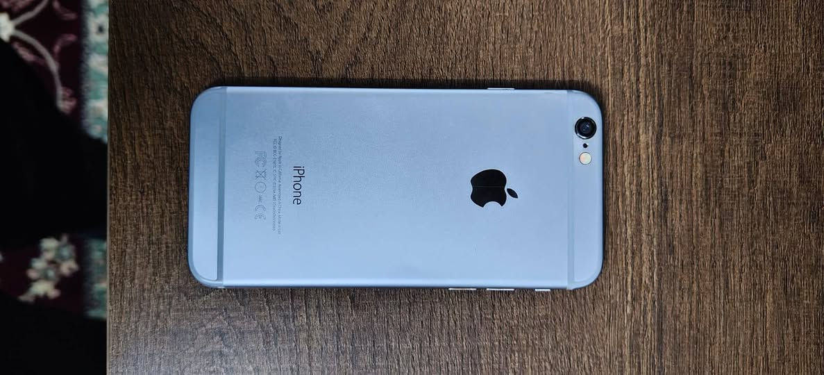 سلام عليكم من رخصة الادمن 
آيفون 6 للبيع 
الجهاز نضيف كلش كلش شخط ما بي 
كاميراته شغاله البصمة شغاله كلشي بي شغال 
الجهاز بطاريته 100% امبدلة اصلية 
ذاكره 16GB
السعر : 40 الف وبي مجال للطيبين
للاستفسار‏ / ‪***********‬‏
