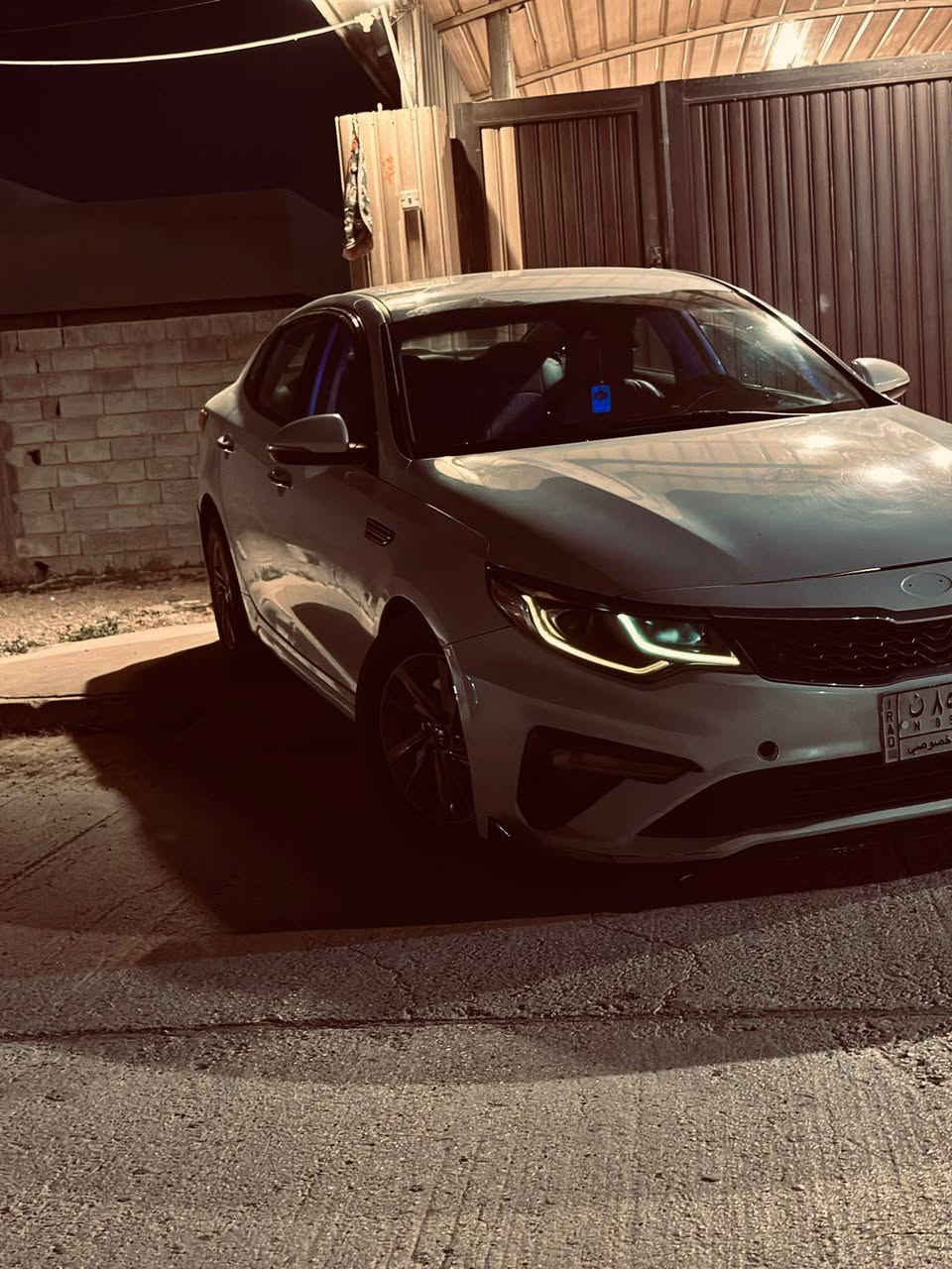 Kia Optima 2019
فئة (Fe)
الموصفات
كامره  خلفيه .
حساسات خليفه .
حساسات  جانبيه .
مانع  تصادم  .
تثبيت مسار .
رادار امامي .
تحكم بل مري .
شاشه كبيره كار بلي .
اشاير بل مري .
لايت Led  
داخل Led
 موصفات الfe  معروفيه .
*ضرر السياره فقط جاملغ الأيمن بارد والبنيد كشر الصبغ مالته أني صابغه بدون أي ضرر . للستفسار الأتصال تحياتي للجميع وأسف على الاطاله . 
السعر  140ورقه بيه مجال 
مكاني بغداد 
*********** بي WhatsApp
مكلف بالنشر...
