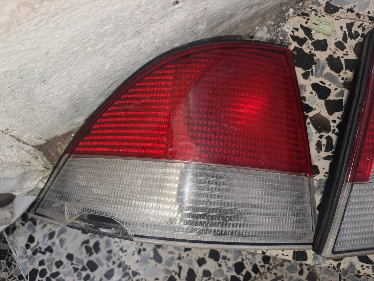 السلام عليكم بك لايت سمند سيت كامل نضيف للبيع 35الف
بغداد
***********

