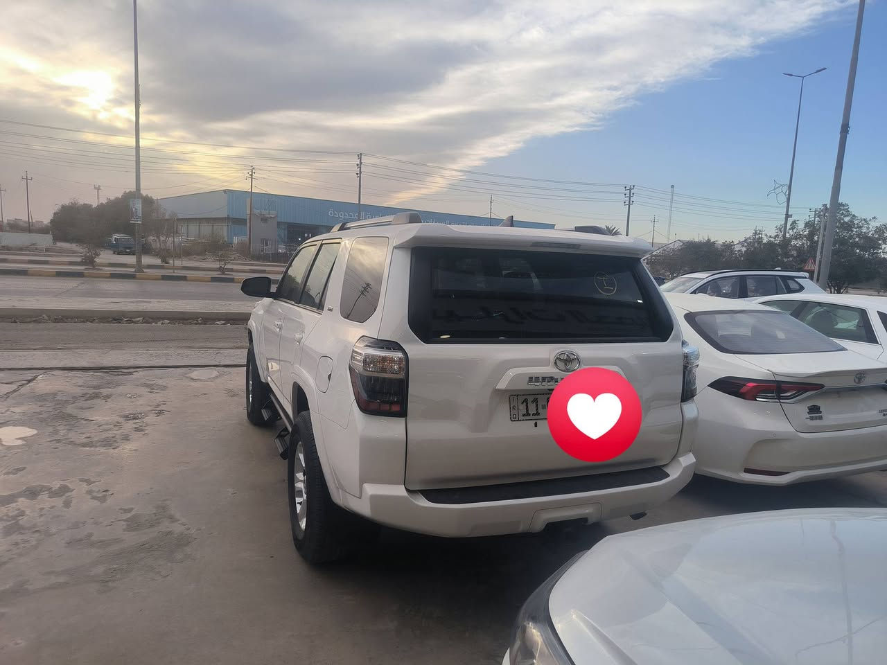 #للبيع_ | تويوتا_ فور رنر _SR5 2024
🔹 ثنائية الدفع (مو دفع رباعي)
🔹 وارد أمريكي 🇺🇸
🔹 مكفولة من الضرر ضررها مياه فيضان اكفل كل برغي بيها من الفتح او تبديل تجي و تفحص من كلشي مسؤول
🔹 رقم بغداد – ترقيم جديد
📌 6 سلندر | أوتوماتيك | شاشة | كاميرا | بصمة تشغيل &ماشيه 6000ميل حقيقي على وضع الوكاله جديده بمعنى الكلمة 
📍 المكان: الديوانية $332
📞 للتواصل:
***********
***********
✋ الجادين فقط
