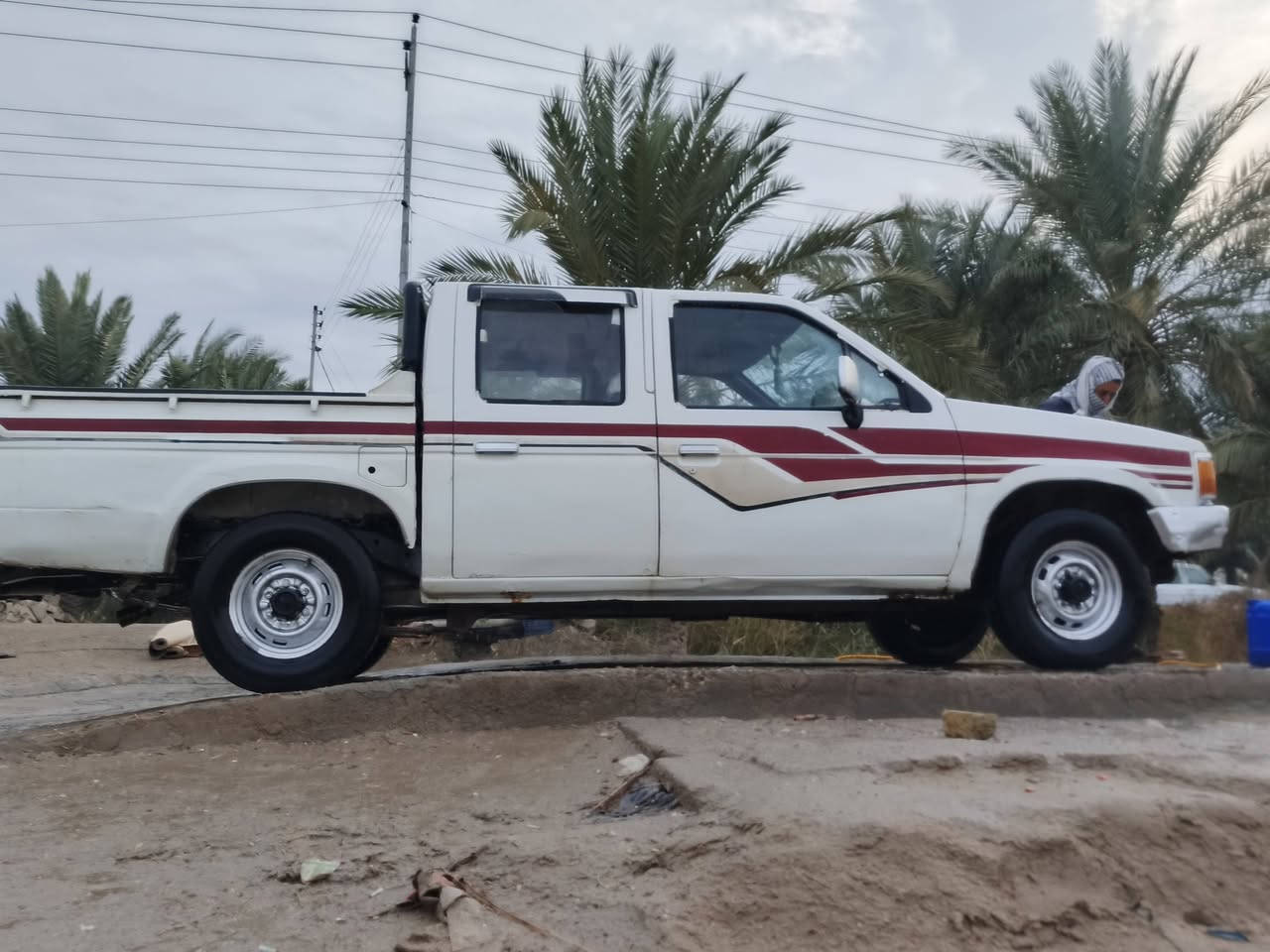 نيسان للبيع كير او مكينه بلادي شرط شاصي مكفول رقم ذي قار تحويل ثاني يوم سياره باور جام كرهباي تخم تاير سعر 43 بيها مجال ***********
