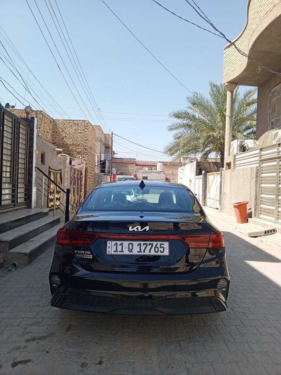 السلام عليكم
للبيع 
فورتي وارد امريكي 
 موديل 23 ماشيه 18 بيه شبر بارد بجاملغ الامامي لا فتح ولا صبغ فقط بارد رقمه بغداد انكليزي مكينه 200د0 نص فول مكان السيارةنجف
السعر  145 وبيها مجال
للاستفسار الاتصال ***********
