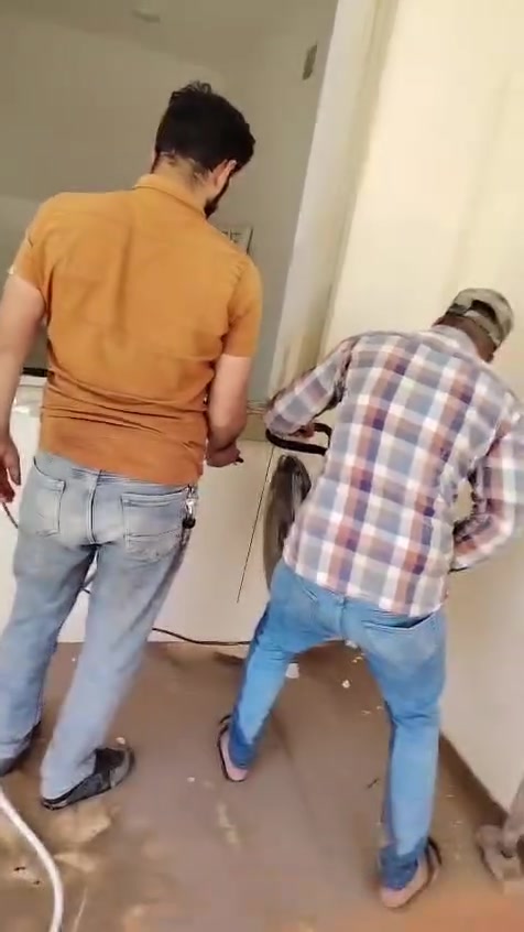 السلام عليكم اللي يحتاج فتحه باب شباك منور فتحه دريج قص بل كتر ربط دنك***********)(***********
