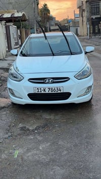 اكسنت 2017 السياره مكفوله من الضربه محرك 1600 سياره نضيفه كير محرك حدا...