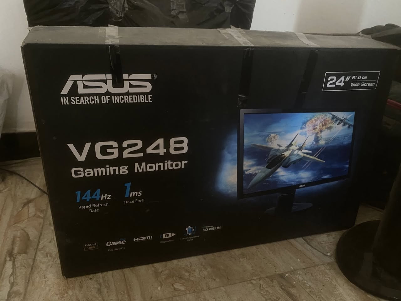 شاشة asus 
حجم ٢٤. 
٤٤ هرتز
١ms
استخدام قليل السعر ١٠٠ 
حامل شاشة الاولى تتحمل شاشتين سعرها ٧٠ قفل 
التتحمل شاشه ٢٠ الف قفل 
مكاني بغداد غزاليه ***********
