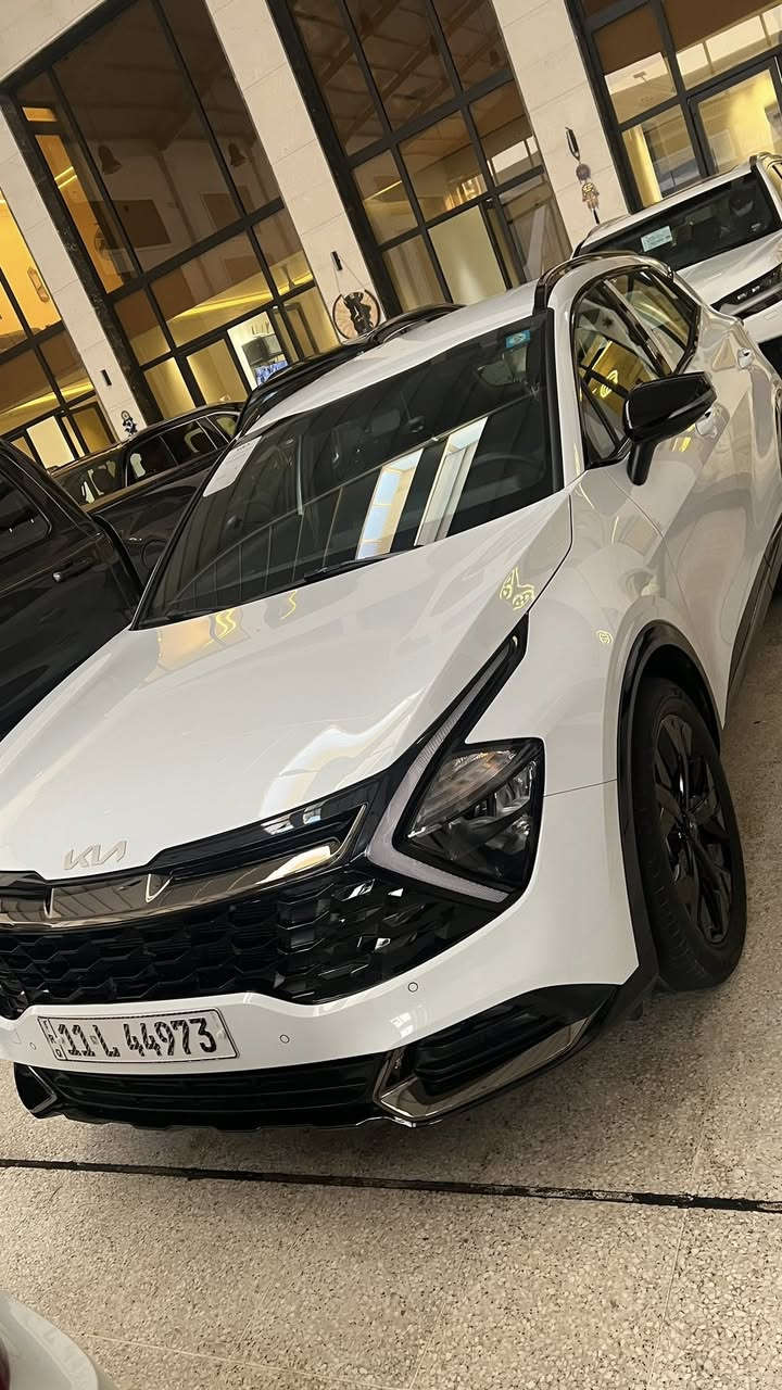 كيا سبورتج بلاك ادشن 2025
فول مواصفات عدا البنوراما 
ماشية 5000 KM
مرقم بغداد كامل 
كفالة عامة بحالة الزيرو ❗️
✅ محرك دوش 2000 كير 6 نمر 
✅ قمارة حديد 
✅ بصمة وتشغيل عن بعد 
✅ كراسي جلد وكنتارا بلون الزيتوني 
✅ كراسي كهرباء 
✅ جنطة كهرباء 
✅ هندبريك دكمة
✅ درايف مود ( انظمة قيادة متغيرة )
✅ اوتو هولد  ( نظام فرامل ذكي )
✅ مساعد انحدار 
✅ مانع انزلاق
✅ لايت عالي ناصي زنون 
✅ لد ليزري نهاري امامي 
✅ بك لايت ليزري LED مال جي تي لاين 
✅ شباك امامي بلاك بيانو
✅ كفرات بلاك بيانو ( اسود لماع )
✅ حساسات امامي خلفي وكامرة دوارة
✅ تطعيمات البرونز الجديد بدل السلفر 
✅ مري طي كهربائي واشارة جانبيه 
✅ ويل حجم 19 بلاك 
✅ حساس اطارات 

***********

 العنوان : بغداد- الرصافة - معارض النهضة - ( الفرع الثالث ) 

🟢  ضمان الدولية 5 سنوات 
🟢  اربع تبديلات دهن مجانا
🟢  سنة صيانة مجانا
