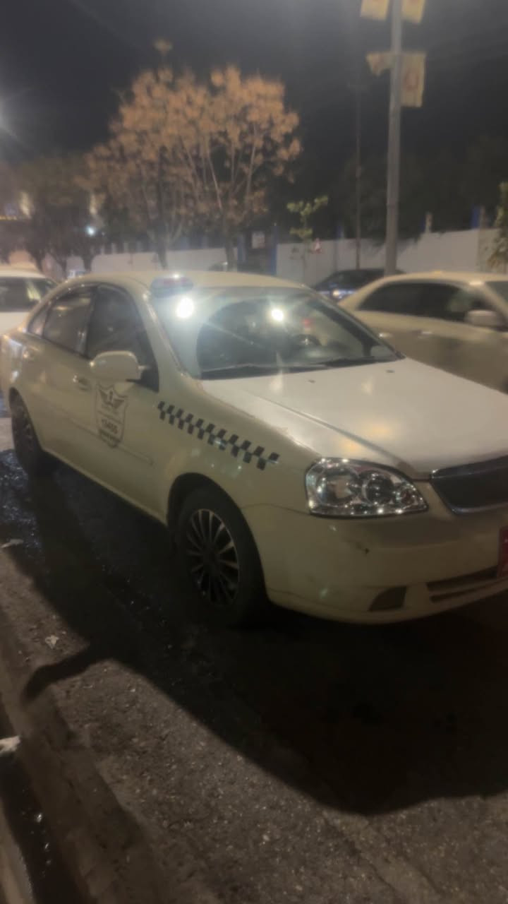 تكسي وبترا بوفروتنئ ٢٠٠٧ قفل 100
*********** دهوك, العراق
