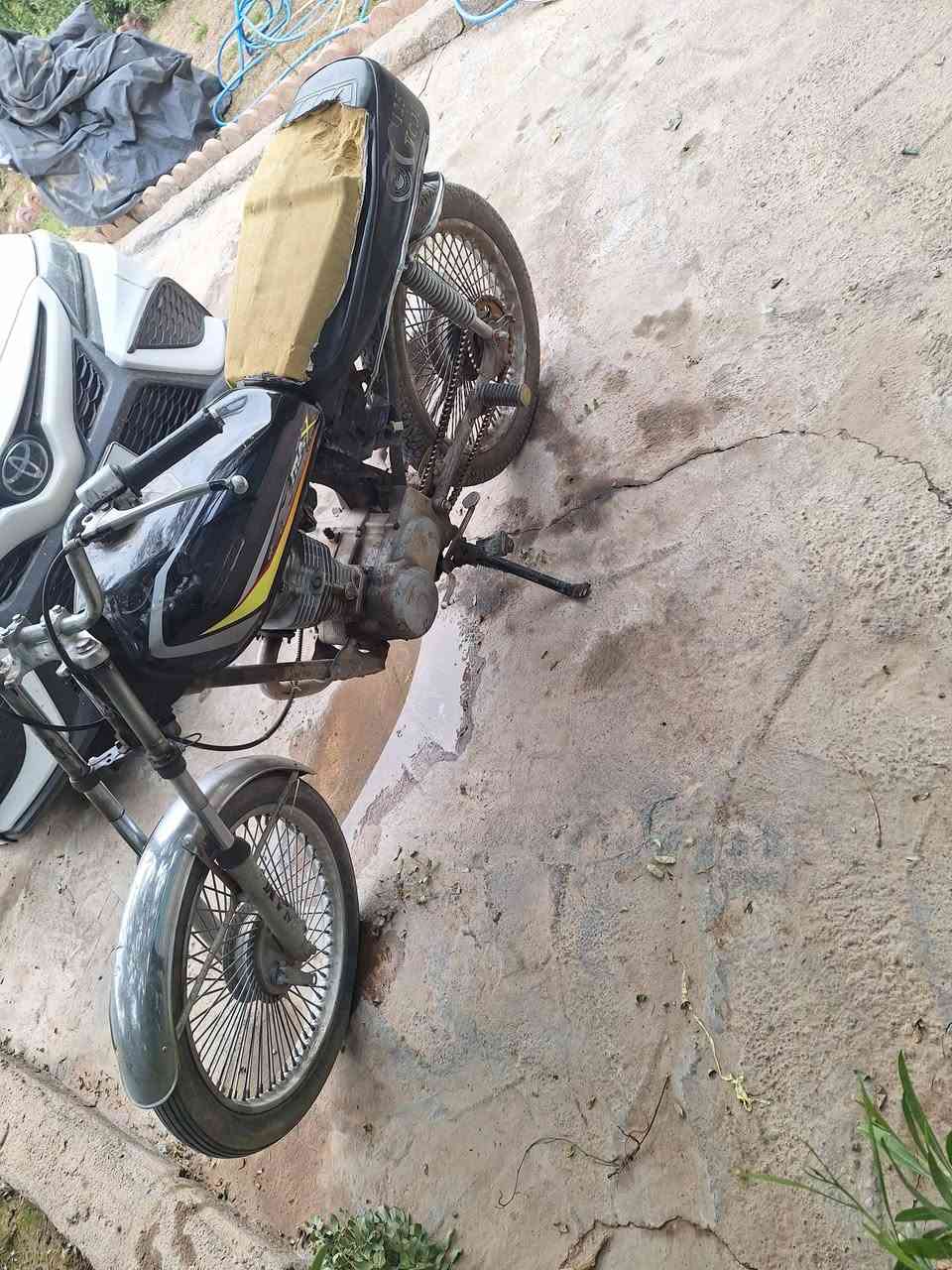 نامه ١٦ كل عيب مابي نص هندر يشتغل ١٥٠ بي مجال قليل *********** لا صرف ولا بخار بي صوت عصافير فقط
