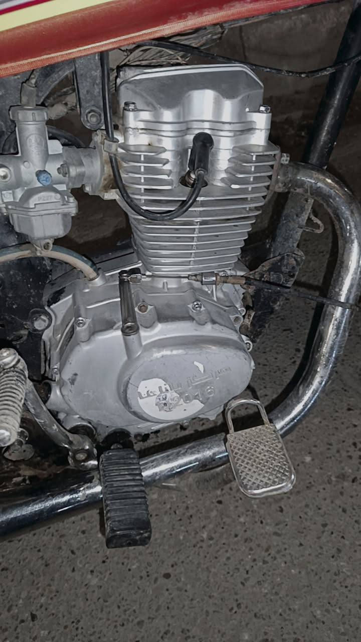 سلام عليكم
دراجة نارية موديل 2016
نضيفة محرك نضيف العنوان ديالى 
كنعان التواصل ***********
موجود بي بس واتساب
