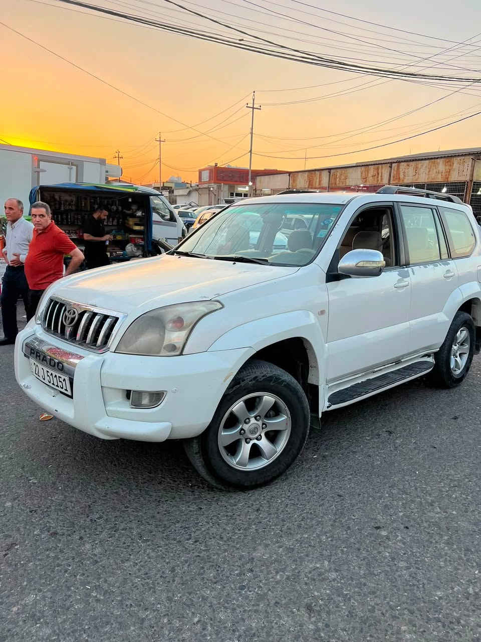 برادو ٦ سلندةر vx
موديل 2007 
بدون سبغ 
محرك مفتح فقط كاسكيت 
سلايت 
دبل اكسل 
جام كارباي 
مواسفات فول فول 
الرقم سنوي الجديد ب اسمى 
الرقم التليفون *********** واتساب و كورك 
السعر 140$ 
الرقم سنوي الجديد ب اسمى
