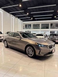 BMW 530i 2024    Clean title ماشي:37 الف ماشي ‎فوول فوول ‎٥ کامیرە ‎دا...