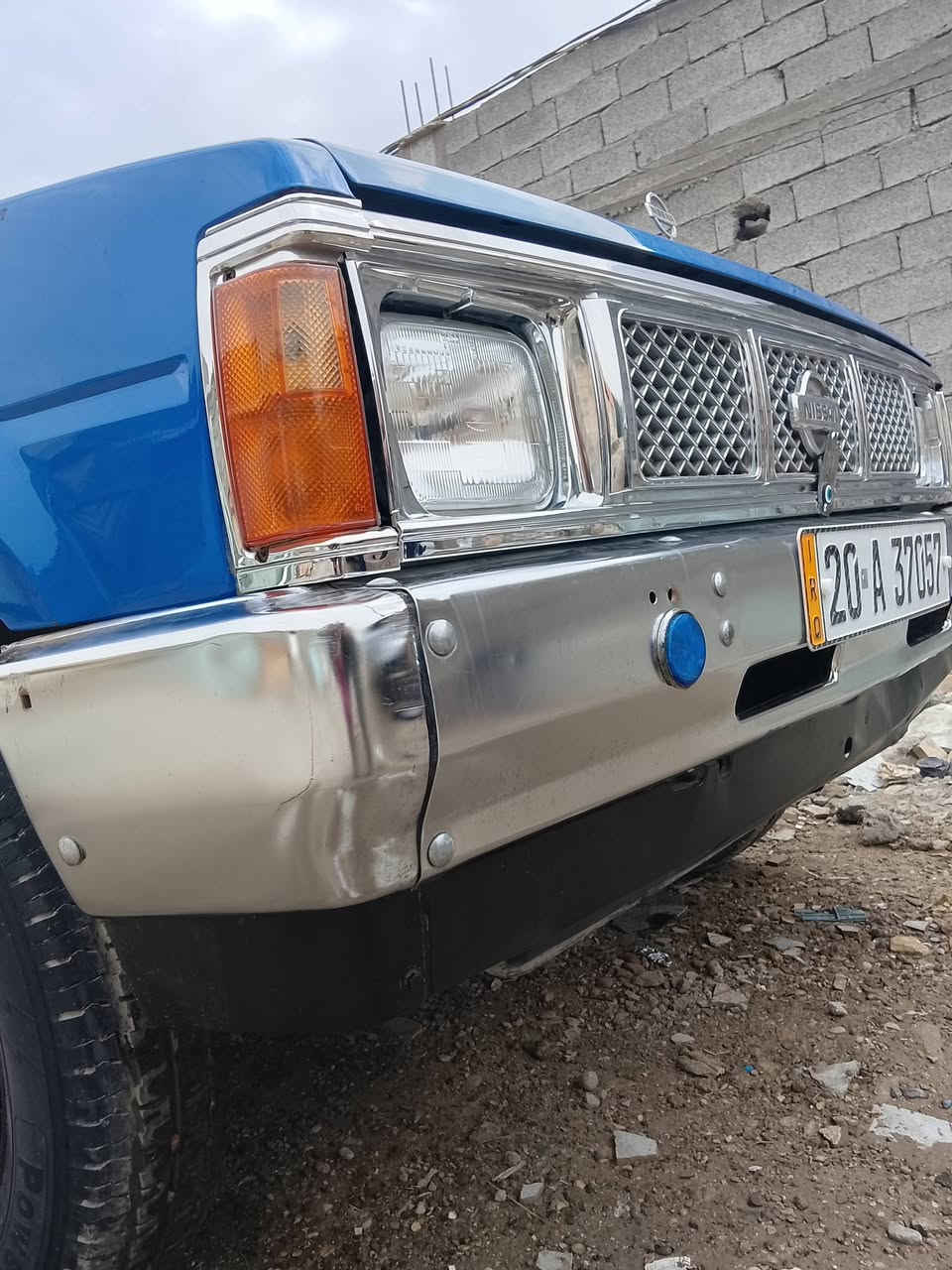 السلام عليكم بيكب للبيع موديل 1991 معمره جديد المكينه والكير حاوية السيارة كلش حلوة ومتعوب عليها تخم تايرات جدد كير اوتوماتيك رقم ديالى بسم جاري تحويل مباشر السعر 39 العنوان بغداد البياع هاتف ***********
