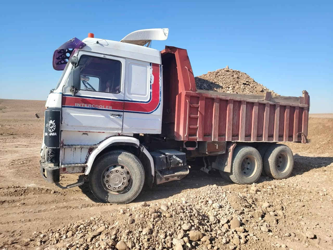 السلام عليكم يوجد قلابه لنقل الحصول والرمل ودفن الاساسات وايضآ يوجد اتراب حاوي الايح وبأسعار مناسبه والاستفسار اكثر اتصل وتدلل 
***********
***********

وحياكم الله الجميع
