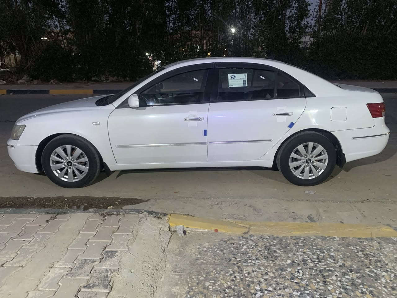 السلام عليكم للبيع سوناتا موديل ٢٠٠٩ ضررها جاملغ وبنيد وبيها ٤ قطع صبغ اثر جراد مكينه ٢٤٠٠ دوش كير مكينه خير من الله السعر115 وبيها مجال 
***********ديالى خان بني سعد
