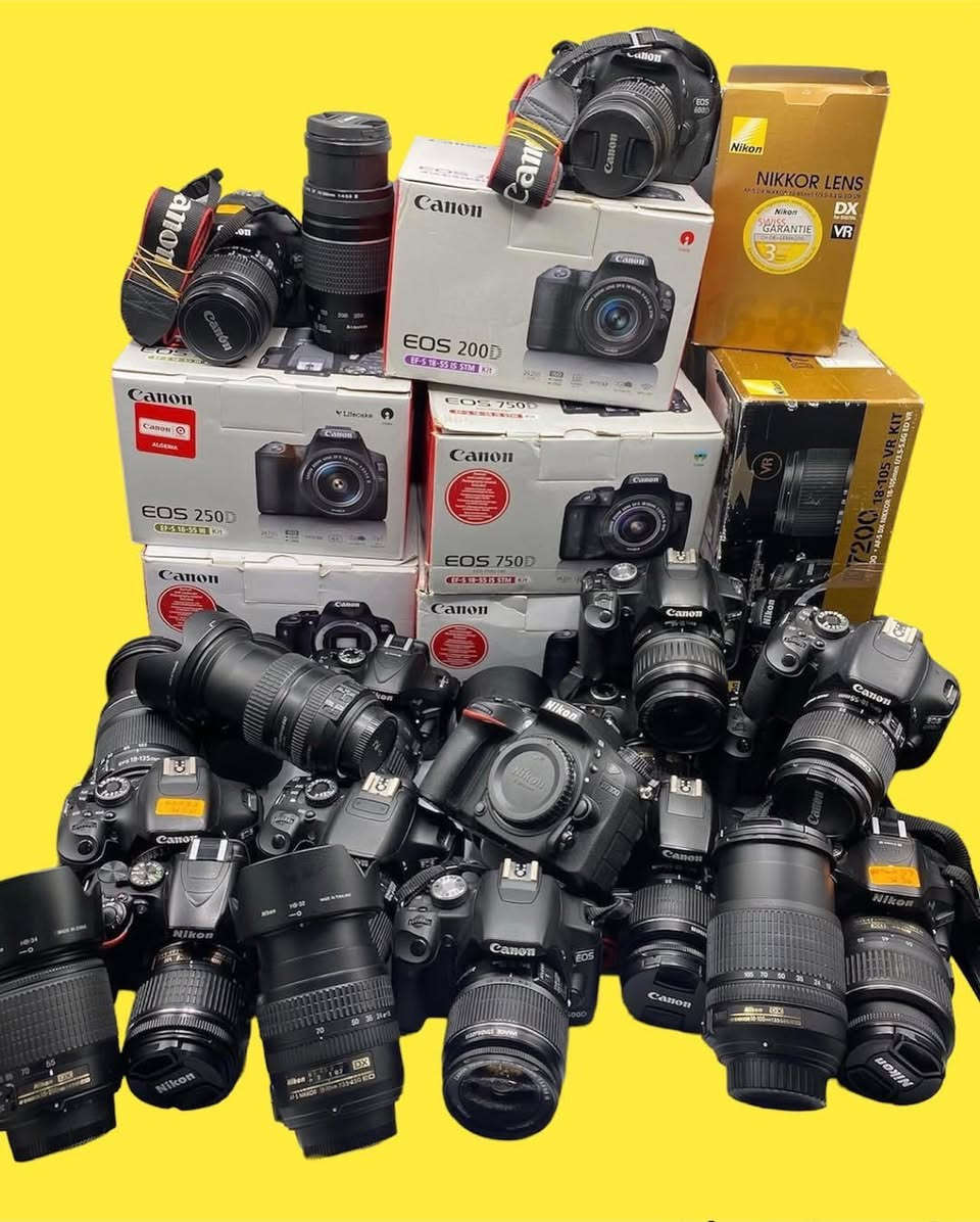 🔥اسعار كاميرات canon🔥📸
📸 الراقي لتجارة معدات التصوير  📸📸
كانون 5D mark4 السعر مليون 500 ✅
كانون Rp السعر مليون و200 الف ✅
كانون 5D mark 3 السعر 975 ✅
كانون 5D mark 2 السعر 700 الف ✅
كانون 6D mark2 السعر مليون ✅
كانون 6D mark1 السعر 780 الف ✅
كانون 7D mark2 السعر 800 الف ✅
كانون 7D السعر 475 الف ✅
كانون 77D السعر 775 الف ✅
كانون 90D السعر مليون و300 الف  ✅
كانون 80D السع 875الف ✅
كانون 70D السعر 600 الف ✅
كانون 60D السعر 400 الف ✅
كانون 50D السعر 350 الف ✅
كانون 40D السعر 250 الف ✅
كانون 250D السعر 550 الف ✅
كانون 850D السعر 875  الف ✅
كانون 800D السعر 680 الف ✅
كانون 750D السعر 550 الف ✅
كانون 700D السعر465  الف ✅
كانون 650D السعر 375الف ✅
كانون 600D السعر 350 الف ✅
كانون 2000D السعر 355 الف ✅
كانون 4000D السعر 270الف ✅
كانون 1300D السعر 325الف ✅
كانون 1200D السعر 275 الف ✅
كانون 1100D السعر 225 الف ✅

🔥اسعار كاميرات النيكون Nikon 🔥🔥
معرض الراقي لتجارة الكاميرات 
نيكون D780 فقط بدي السعر مليون و300
نيكون D810 فقط بدي السعر مليون و50 الف ✅
نيكون D750 فقط بدي السعر 950 الف ✅
نيكون D7500 السعر 875 الف  ✅
بدي نيكون D610 السعر 775 الف ✅
نيكون D7200 السعر 700 الف ✅
نيكون D7100 السعر 600 الف ✅
نيكون D7000 السعر 450 الف ✅
نيكون D5600 السعر 550 الف ✅
نيكون D5300 السعر 400 الف ✅
نيكون D5200 السعر 360 الف ✅
نيكون D5100 السعر 335 الف ✅
نيكون D5000 السعر 300 الف ✅
نيكون D3500 السعر 425 الف ✅
نيكون D3300 السعر 325 الف ✅
نيكون D3200 السعر 275 الف ✅
نيكون 3100 السعر 250 الف ✅
نيكون D3000 السعر 225 الف ✅

العنوان كربلاء-شارع العباس-مركز الراقي لمعدات التصوير 

للاستفسار ***********
