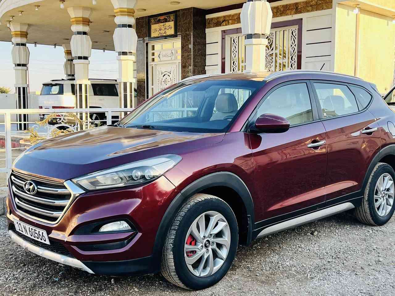 توسان مديل 2017
أمريكيه حادثه جاملق امامي وبنيد 
تخم تاير تبريد صدر جديد 

كشن كهربا 
رقم جديد بسمي 

العنوان تقاطع النهروان جسر ديالى 

لاستفسار ***********
