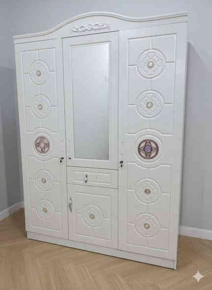 البيع نقدا او بالتقسيط للموظف او المنتسب ومتقاعد مصرف الرافدين كنتور ٣ ابواب مع السرير السعر ٢٥٠
واتساب او اتصال ***********
***********
