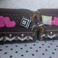 تخم • ١٠ مقاعد