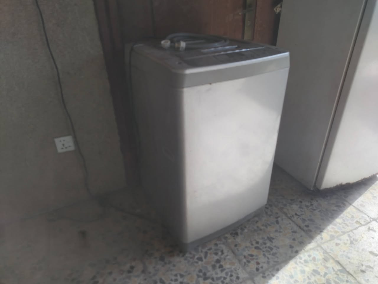 سلام عليكم ثلاجة بيكو  غساله اتوماتيك الجي 8كيلو السعر 125الثلاجه 125الغساله مكاني بغداد الغزاليه ***********
