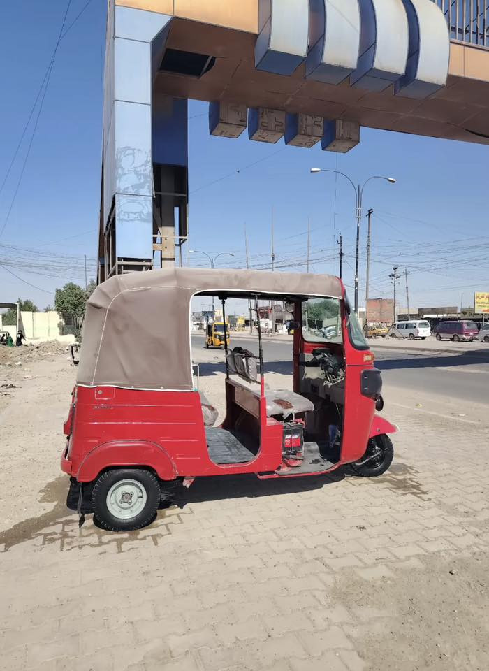 تكتك 2018 مامضلع بيها تعميرات خفيفه دوسات مكينه مفتوحه جديد السعر ٣٩٠٠ وبيها مجال للاستفسار الاتصال ***********
***********
