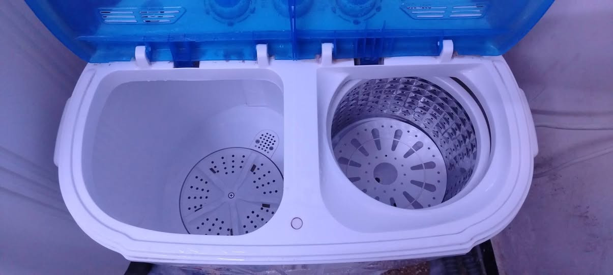 ثلاجة وغسالة 5 كيلو مال طفل للبيع مكانهن اعظمية للحاجة الماسة وكلمن بسعرة


**إذا كنت صاحب هذا الإعلان وتريد حذفه لأي سبب، رجاءا أرسل رسالة إلى الدعم الفني**