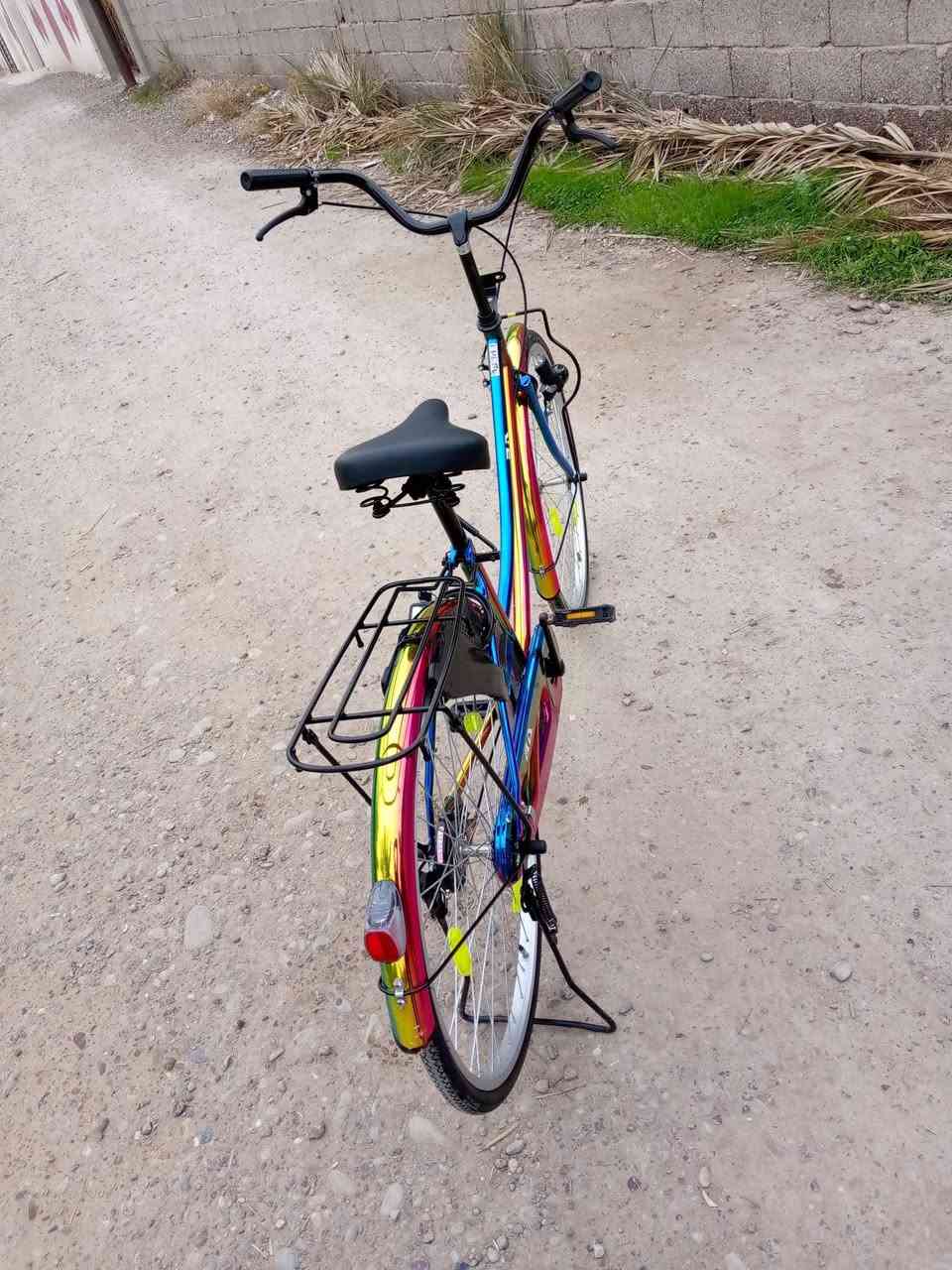 سلام عليكم ورحمة الله وبركاته باسكل بناتي حجم 26 البيع نضيف 100/100كلوب شغال بك لايت شغال بريكات شغاله الباسكل بيدي مع باسكل هديه عداد السرعه باجات يابانيه سعر باسكل 150بي مجال الطيبين المكان بغداد في منطقة واحد حزيران مقابيل بوب شام الرقم *********** 🫡
