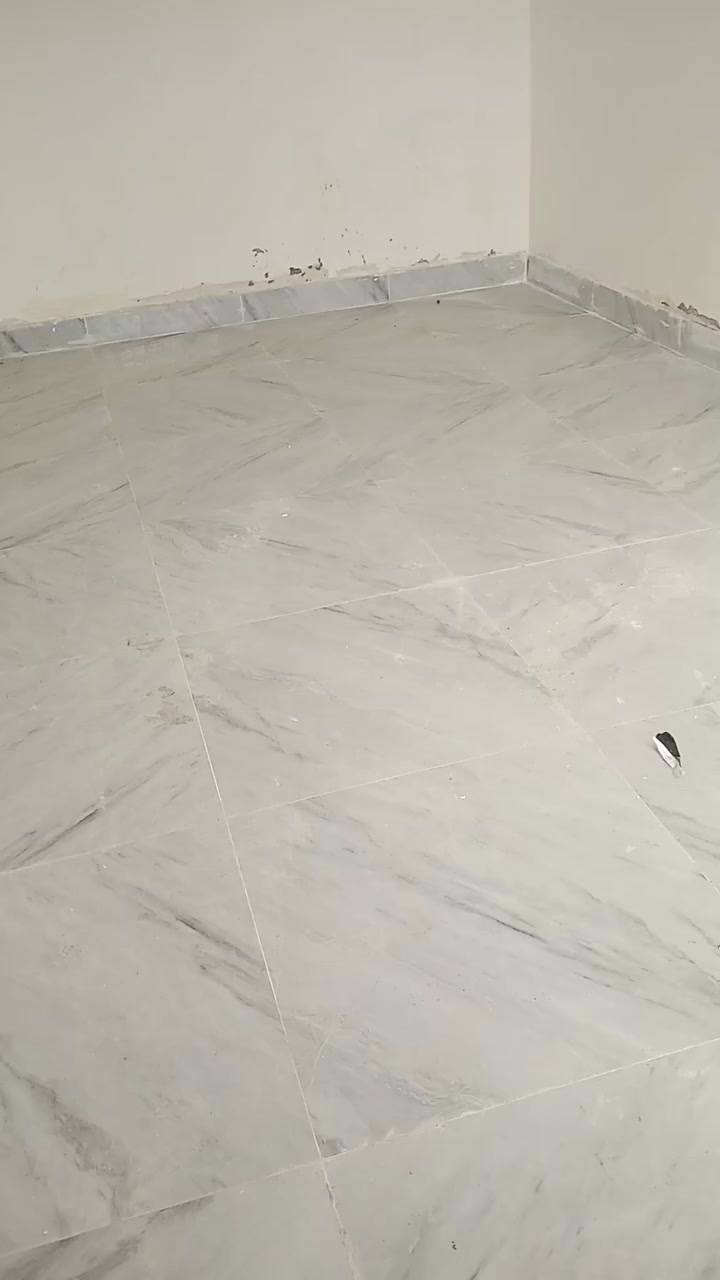 السلام عليكم بيت مخزن للايجار جاهز الاستفسار والاتصال عله الرقم ***********/***********.
