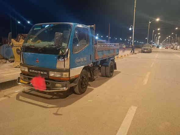 كنتر عظم.قماره بزون .سياره مكفوله شاصي و محرك و كير
رقم انكليزي سنويه باسمي 
تخم تاير.دوشمه جديده .محرك 104
...الناصرية .البطحاء 
ه‍ ***********
