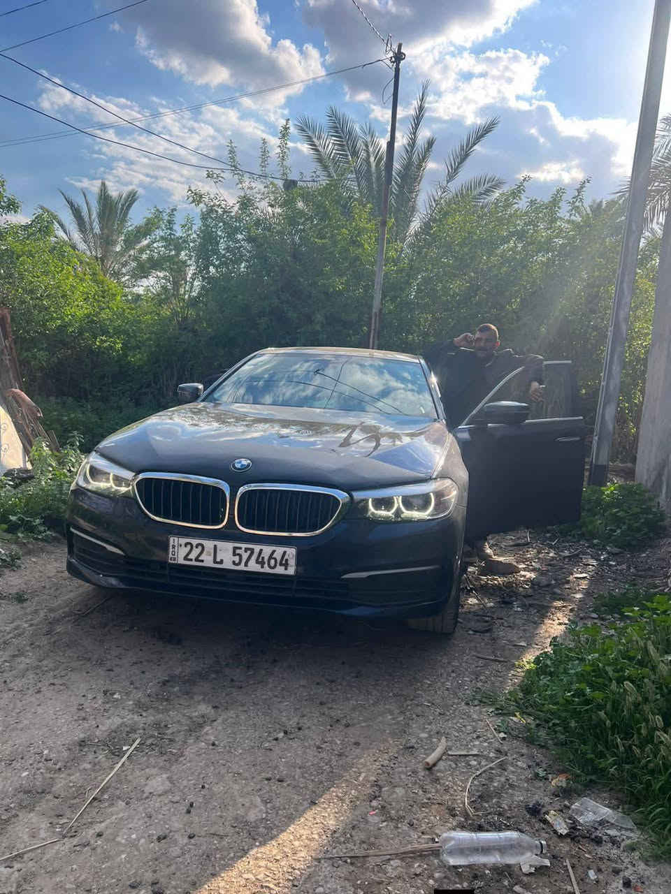 السلام عليكم 
Bmw/520,2018
السعر 145$للبيع اومراوس حسب القناعه

بي ام دبليو موديل (2018 )
مكينه ٤ سلندرتوين تيربو مكفوله كير ومحرك وصبغ وباردومسويله سيرفس كامل السياره خليجيه ياباني اصلي وكلها عربي من شاشه الدشبول لشاشه الاعطال 
داخل جلد قرميدي بلادي ونظيف كلش 
كشن كامل كهربائي ميموري
وستيرن كهرباء وخزن
شاشه جبيره وماوس تحكم بالشاشه و وسائط ومعلومات السياره 
بصمه وحساسات امامي خلفي بلادي وشغال لايت زنون وعدسات متحركه اصل ترحيب مري ويدات البوب داخل الاناره كلها led بلادي السياره بيها led ابواب ودشبول متغير الالوان بلادي 
كروز سرعه وتحكم ستيرن اوتو ستوب هندبريك دكمه واوتو هولد تبريد ٣ قطع وكله لمس وشاشه ٣ وضعيات قياده نورما وسبورت وكومفورت صندوك كهرباء وبرده الصندوك كهرباء 
بيها بعد مواصفات والسياره نظيفه كلش وع الفحص 
رقم شمالي جديد بأسمي تحويل او وكاله
السياره مكانها بغداد 
السعر 145 وبيها مجال بسيط


**إذا كنت صاحب هذا الإعلان وتريد حذفه لأي سبب، رجاءا أرسل رسالة إلى الدعم الفني**
