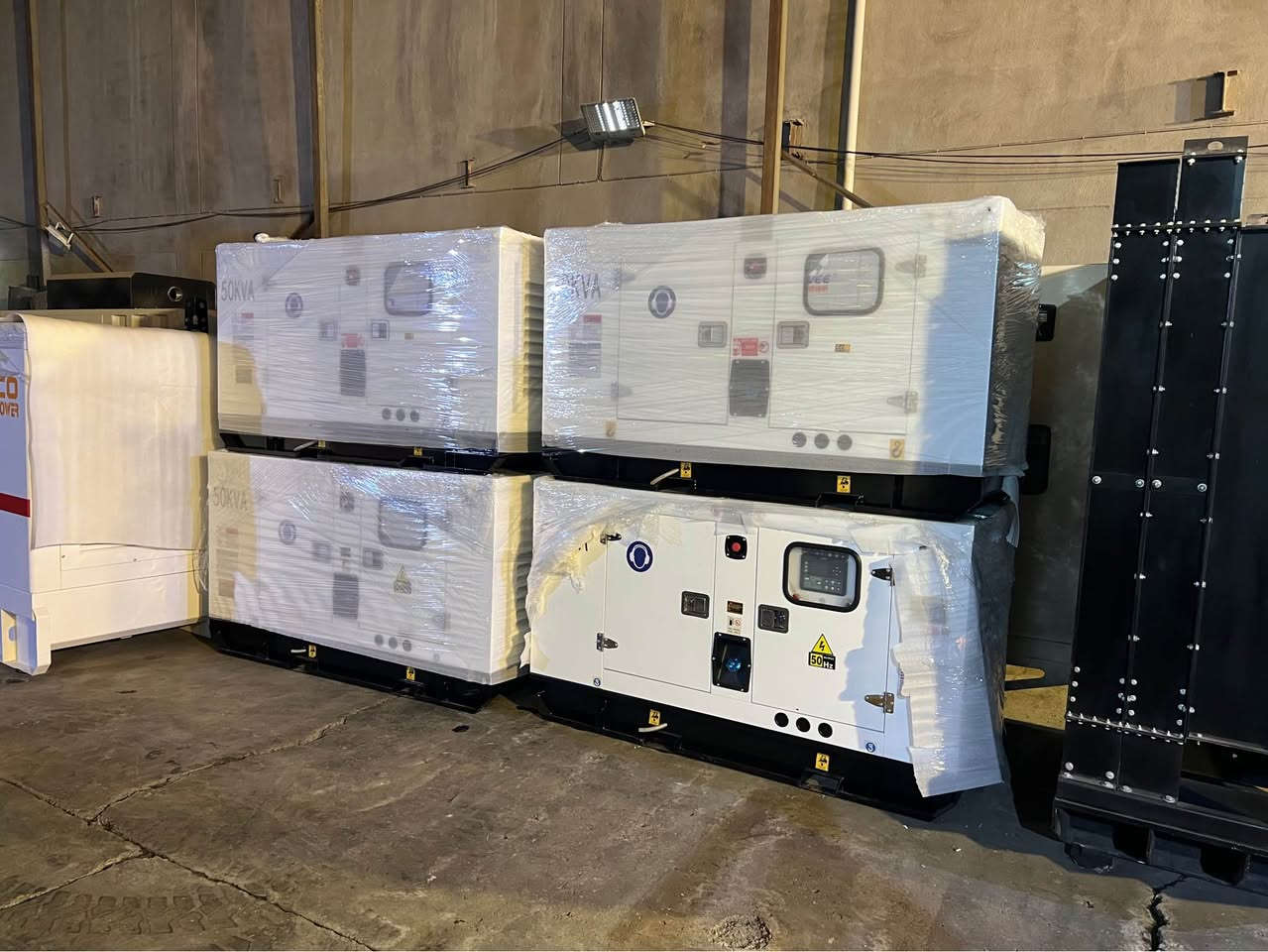 #perkins#cummins  
الى زبائننا الكرام توفرت لدينا مولدات اسوز الياباني راس التوليد ستامفورد الانكليزي حجم 
30 kva
بسعر ٧ بس  
وكما توفرت مولدات الريكاردو حجم 60 kva البيركنز الصيني وبسعر 🔥🔥🔥🔥🔥 فقط ٧ ملايين  ونص  
بضمان سنة او ١٠٠٠ ساعة 
وحجم 50 kva بسعر ٧ ملايين وربع
كما تتوفر جميع انواع المولدات والاحجام ابتداء 
من 13 kva الى 2500 kva
🇬🇧🇬🇧🇬🇧Perkins 
🇺🇸🇺🇸🇺🇸Cummins
 🇯🇵🇯🇵🇯🇵🇯🇵Isuzu 
بروس توليد leroy somer و Astmford 
كما تتوفر جميع انوع روس توليد مختلفة الاحجام وباسعار تنافسية جدا  للاستفسار 
الاتصال على *********** 
او مراسلة الصفحة بغداد, العراق
