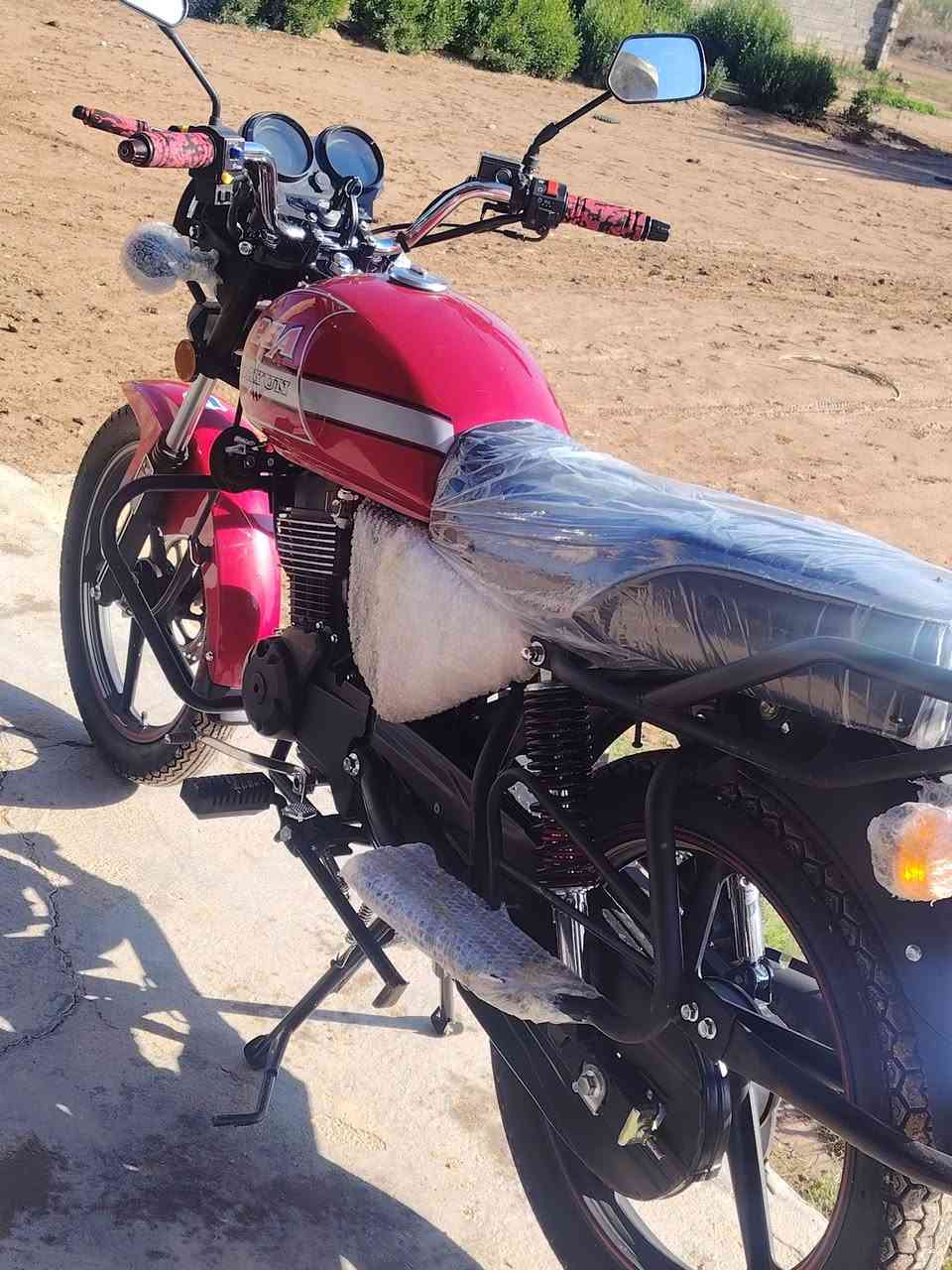 للبيع ديوان موديل25 شكل القديم محرك 200 أوراق سحب مكان ديالى قرى الخالص ***********
