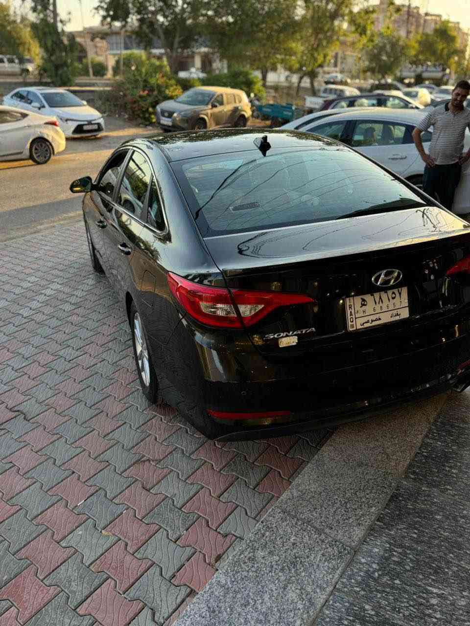 يالله 
السلام عليكم 
🔴للبيع سوناتا 2017 بغداد  وارد أمريكي صور الحادث والسونار مرفق مع الصور 
السعر(118)وبيهة مجال قليل جداً
سيارة جاهزة ونضيفة شاشه تحكم ستيرن داخل بيجي مثبت سرعه مانع انزلاق نضام ايكو سبورت كامرة +حساسات امامي وخلفي مكينه 2400 مكينه وكير مكفولات فقط محرك مفتوح تبديل رواجز  حداديه جديده تخم تاير تبريد تدفئه شغال
السيارة ماشية (120) الف
العنوان بغداد / شهداء السيدية
هـ/*********** بغداد, العراق
