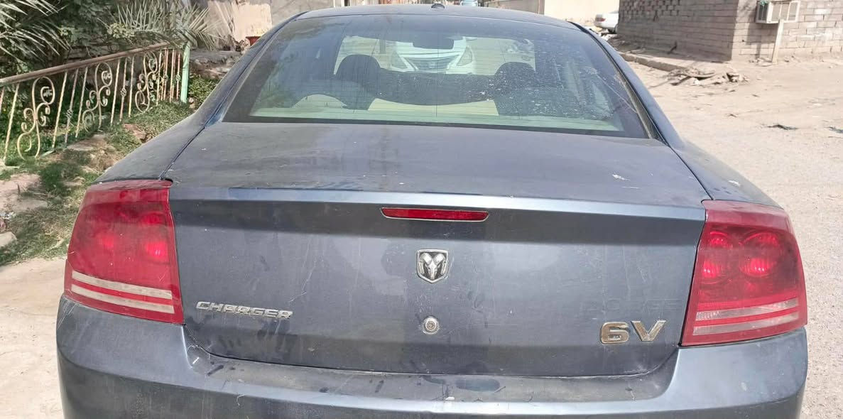 للبيع  .... جارجر ٢٠٠٧  لون رصاصي غير محدد كهربائيات شغالة تخم تاير وباتري جدد حدادية جاهزة متؤمة بسيارة رقم شمالي محرك نظيف گير أوتوماتيك بيه النمره ٥ تعلگ ما تجي بالفحص طلع الكونترول عاطل السعر ٥٣ وبيها مجال قليل بقية التفاصيل على الرقم ***********  أبو مرتضى
