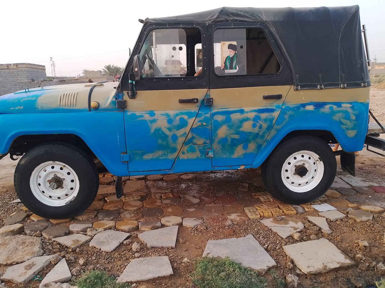 السلام عليكم واز للبيع 2005 ***********
