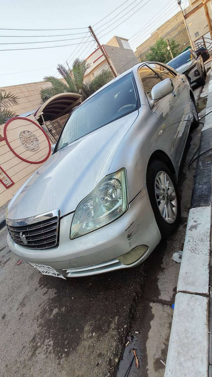 بيييع مستعجل 
كراون شاهينه ادوات كصه جنطه مشتغلينه شغل مضبوط ماناقصها شي السياره ابد 
***********
مكانها بصره 
٣٥$
