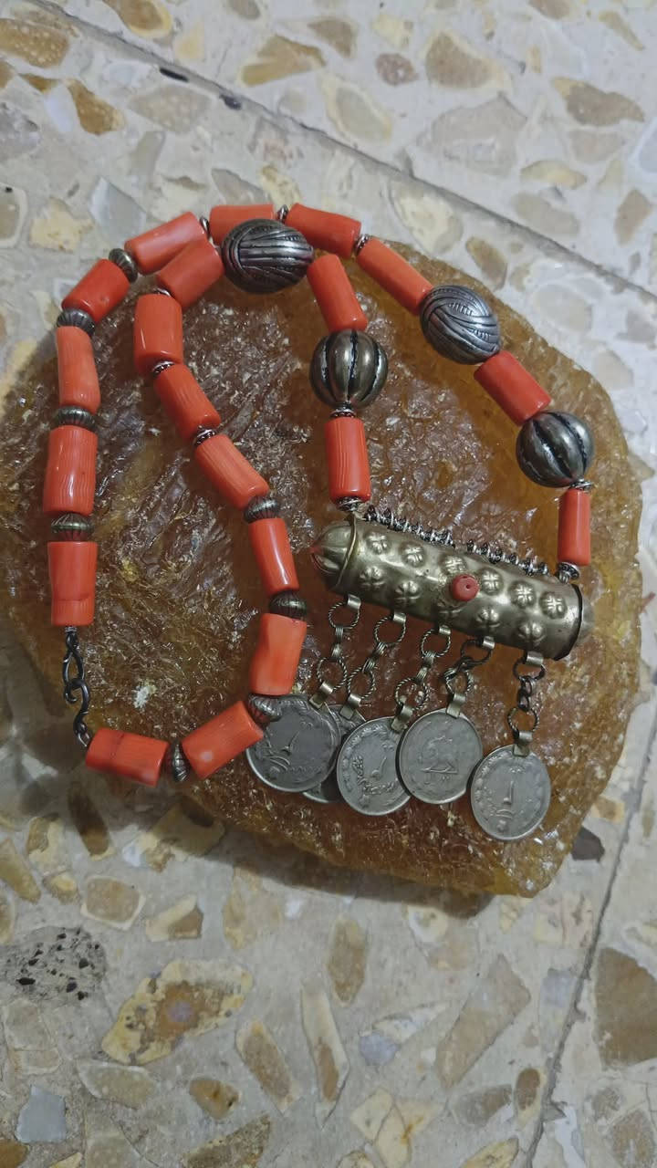قلاده مرجان تونسي غير معالج انتيكه تفاصيلها موجوده بلمنشور@


**إذا كنت صاحب هذا الإعلان وتريد حذفه لأي سبب، رجاءا أرسل رسالة إلى الدعم الفني**