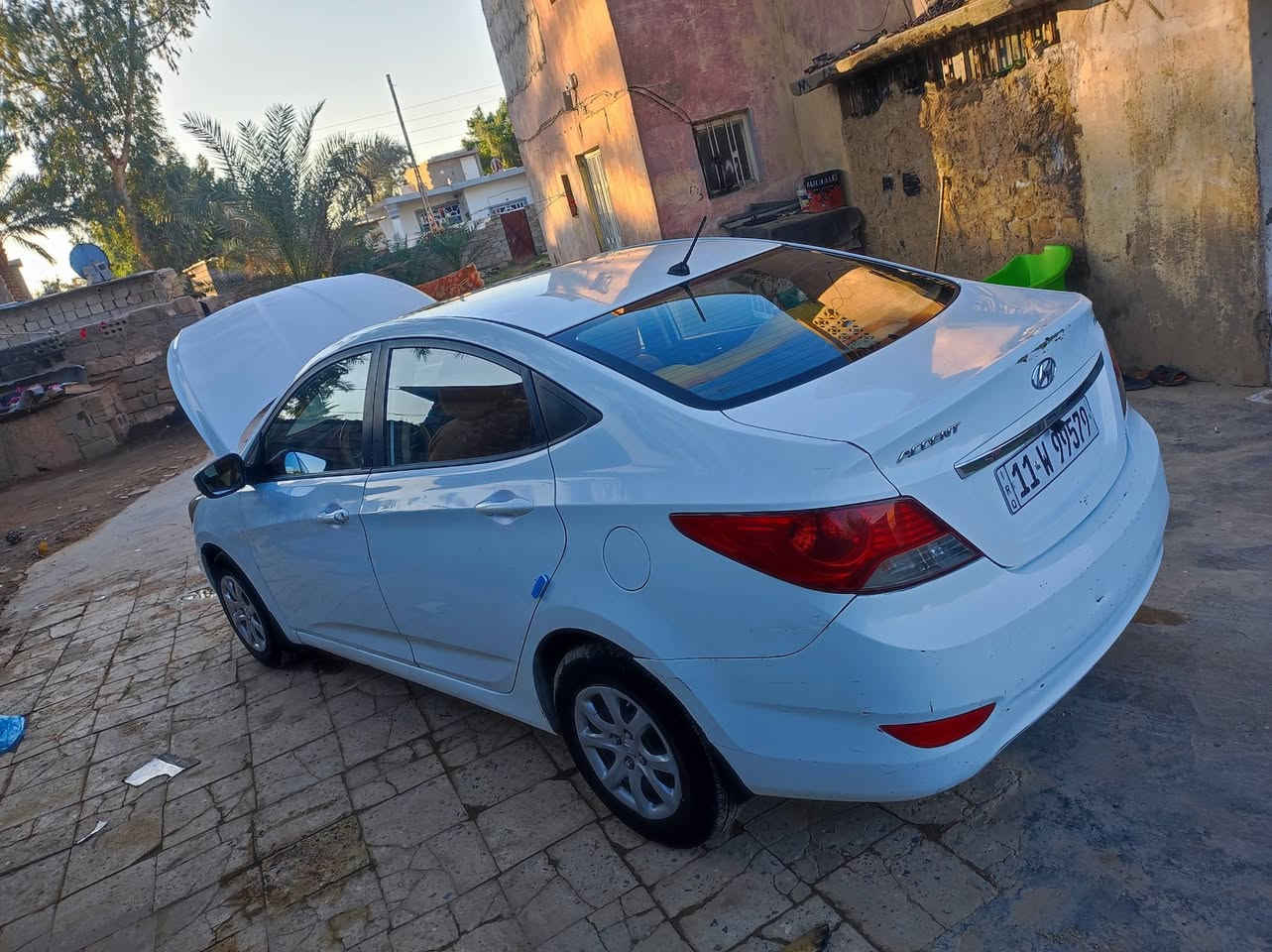 يالله للبيع اكسنت موديل 15 رقم بغداد نكليزي سنويه 30 مكينه 1600 سياره فول  حلوه وجاهزه مكينه وكير حداديه تخم تاير باتري جديد سياره مكفوله من ضربه وصبغ مكان سياره بابل الاسكندريه السعر 103ماجاوب خاصه شراي يتصل ***********
